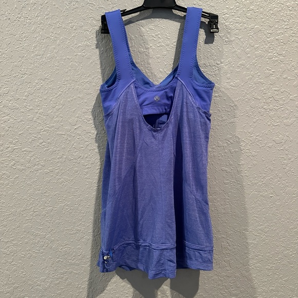 Lululemon 2 in 1 Loose Tank w Built in Bra - Periwinkle - Picture 2 of 4